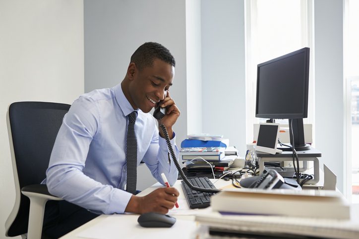 Selecting The Right Business VoIP Provider [2019 Guide]